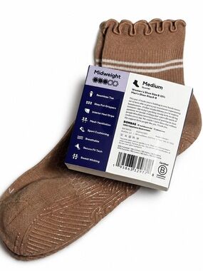 Bombas Women's Studio Gripper Quarter Socks Maple Tan Size M NWT